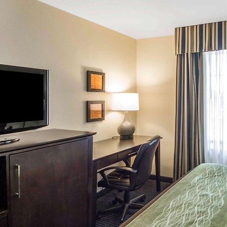 Quality Inn Tulsa-Downtown West Экстерьер фото