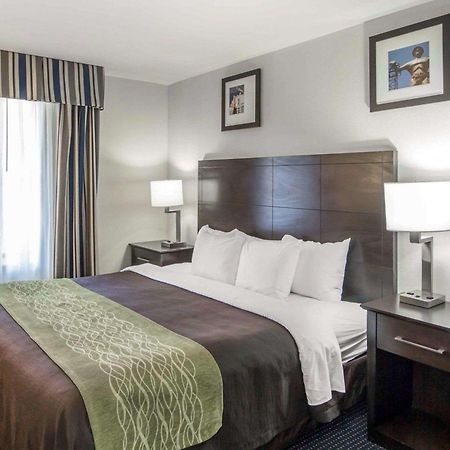 Quality Inn Tulsa-Downtown West Экстерьер фото
