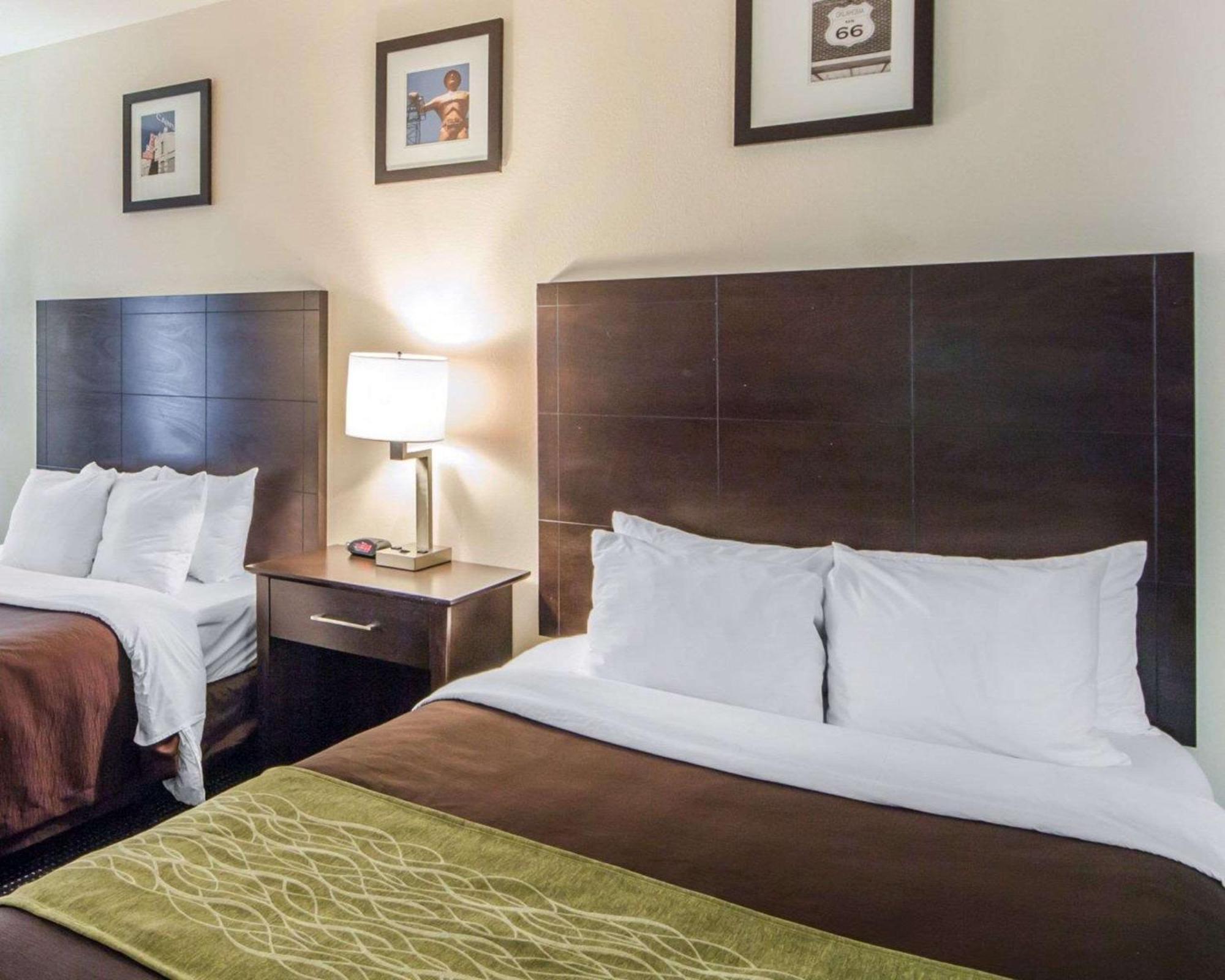 Quality Inn Tulsa-Downtown West Экстерьер фото