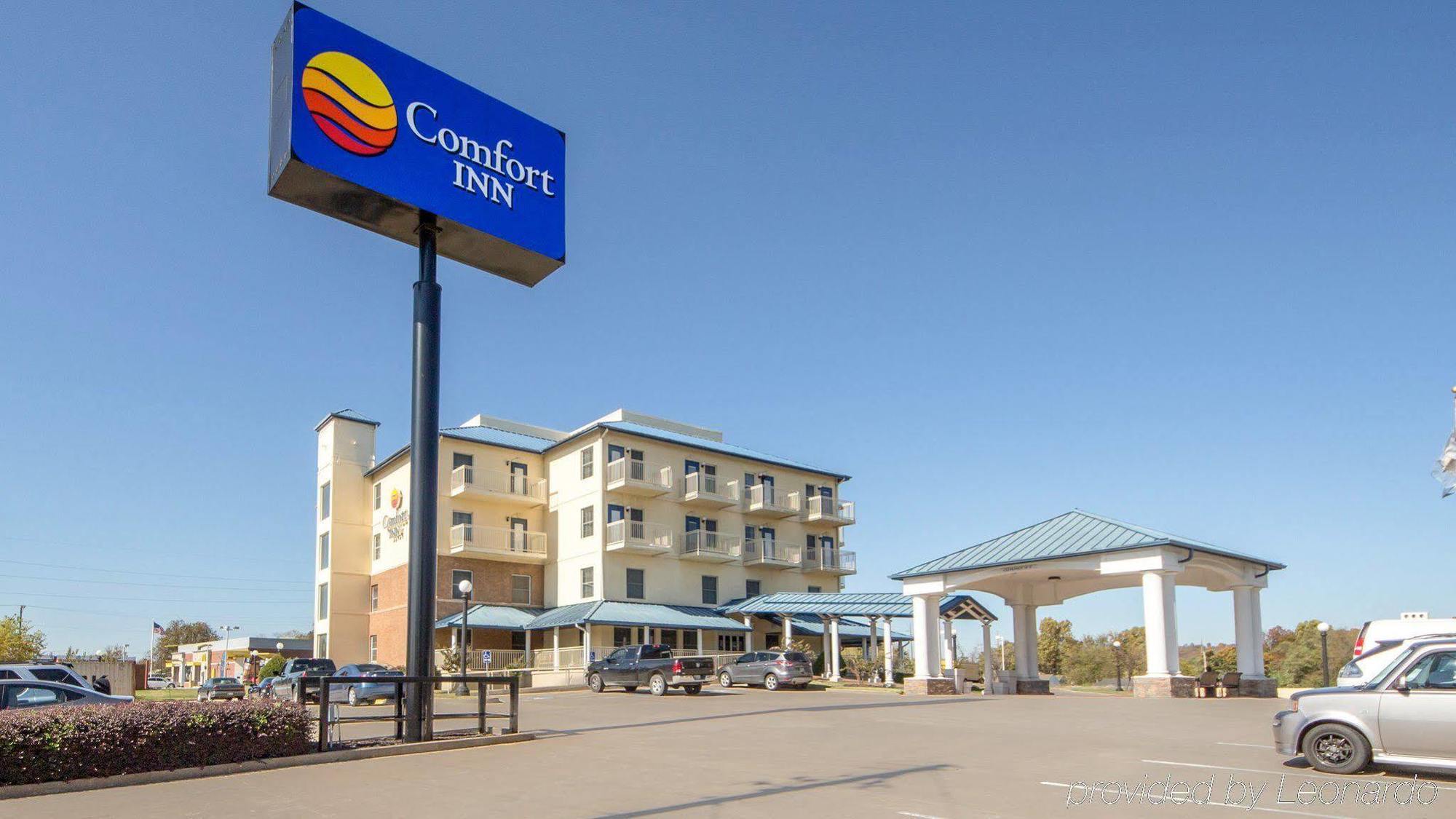 Quality Inn Tulsa-Downtown West Экстерьер фото